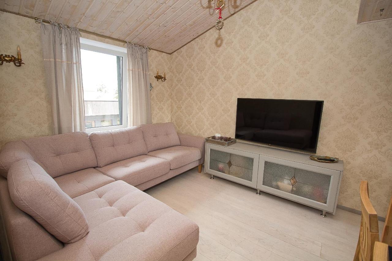 Apartment With Private Garden And Large Balcony Παρνού Εξωτερικό φωτογραφία